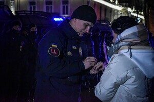 В Одессе нацгвардеец сделал предложение любимой прямо в Новогоднюю ночь