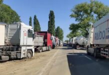 Одесская ОВА ограничила движение по области для большегрузов