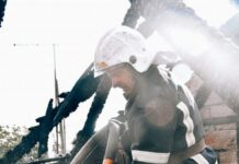 Уничтожили артснаряд и потушили девять пожаров: как прошли сутки у одесских спасателей
