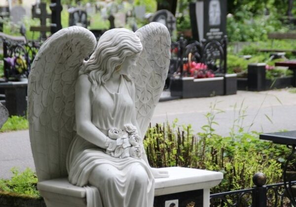 В Одессе утвердили новые тарифы на ритуальные услуги: цены В Одессе утвердили новые тарифы на ритуальные услуги: цены