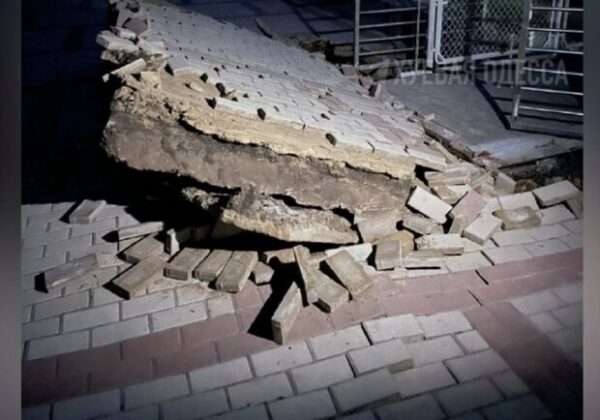 В порту Одесской области столкнулись три судна В порту Одесской области столкнулись три судна