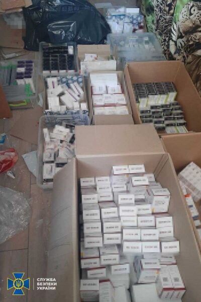 Завозили як «гуманітарку»: в Києві продавали ліки-підробки для онкохворих