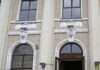 На одесском железнодорожном вокзале избавились от коммунистических символов