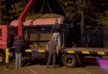 Кофейню в Дюковском парке все-таки снесли (видео)