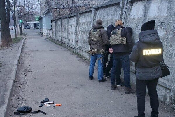 В Одессе напали на волонтера, который собрал 50 тысяч долларов для ВСУ В Одессе напали на волонтера, который собрал 50 тысяч долларов для ВСУ