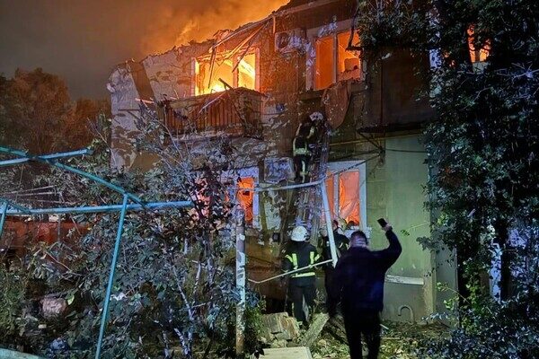 Ночью "шахеды" атаковали Измаил Одесской области: погибли три человека, 11 пострадали Ночью "шахеды" атаковали Измаил Одесской области: погибли три человека, 11 пострадали