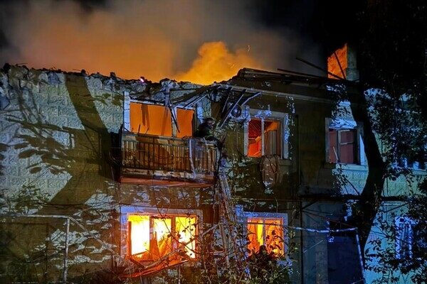 Ночью "шахеды" атаковали Измаил Одесской области: погибли три человека, 11 пострадали Ночью "шахеды" атаковали Измаил Одесской области: погибли три человека, 11 пострадали