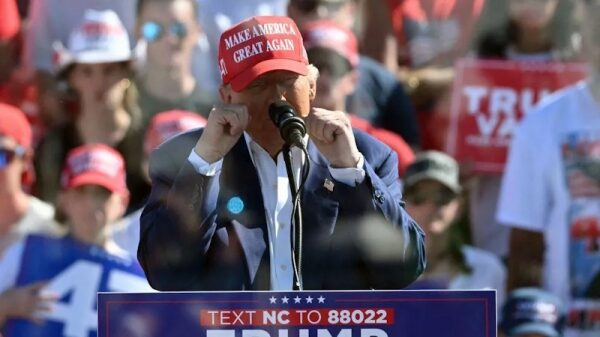 Предвыборные дебаты в США: Харрис настаивает, Трамп отказывается Предвыборные дебаты в США: Харрис настаивает, Трамп отказывается