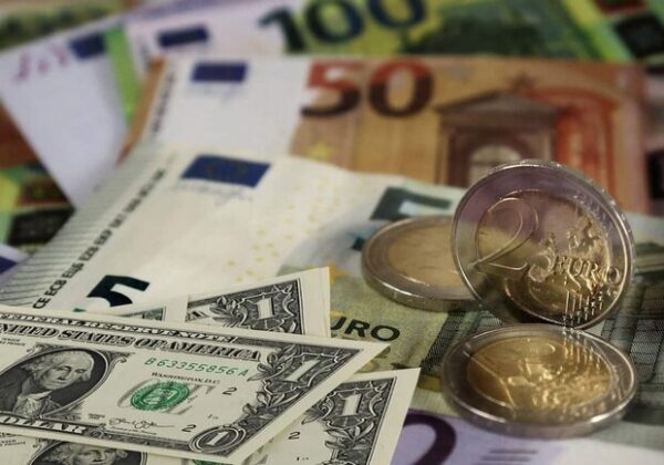 Курс валют в Украине 30 ноября 2024: сколько стоит доллар и евро Курс валют в Украине 30 ноября 2024: сколько стоит доллар и евро