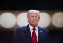 Байден допомагає Трампу в боротьбі проти путіна: про що йдеться