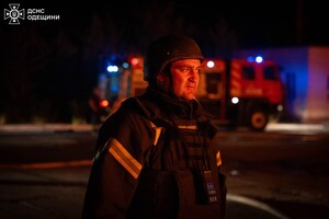 Масштабные пожары в пригороде Одессы: последствия ночной атаки БпЛА Масштабные пожары в пригороде Одессы: последствия ночной атаки БпЛА