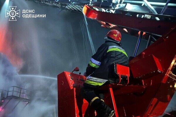 Ночной удар по Измаилу на Одесчине: есть раненый и повреждения Ночной удар по Измаилу на Одесчине: есть раненый и повреждения