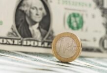 Курс валют в Украине 27 октября 2025: сколько стоит доллар и евро
