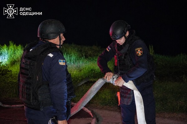 РФ атаковала Одесчину дронами: под ударом оказался объект критической инфраструктуры РФ атаковала Одесчину дронами: под ударом оказался объект критической инфраструктуры